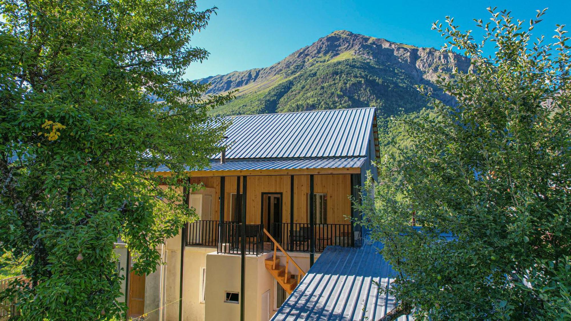 Givi Kakhiani'S Guesthouse Zhabeshi Εξωτερικό φωτογραφία