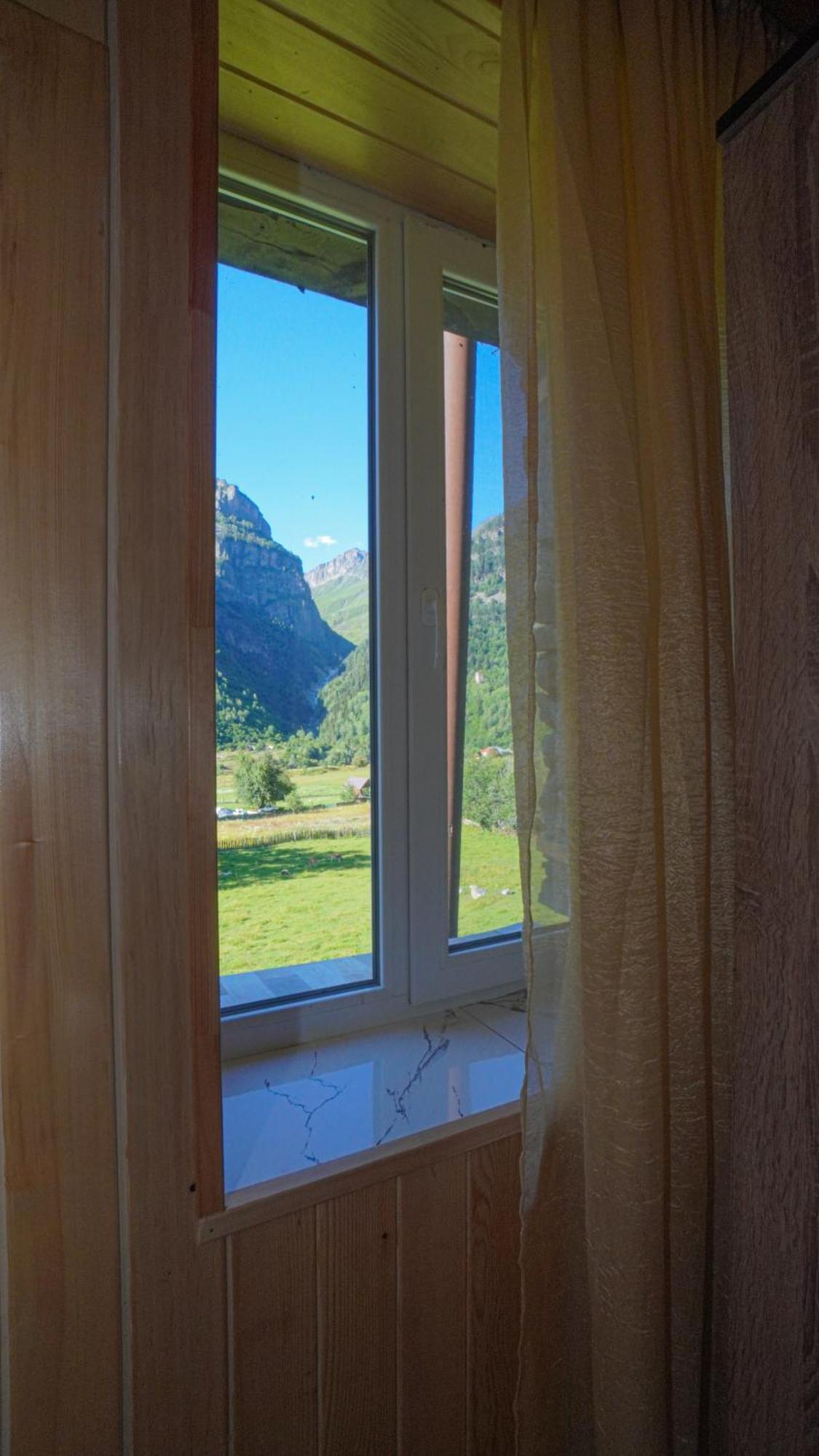Givi Kakhiani'S Guesthouse Zhabeshi Εξωτερικό φωτογραφία