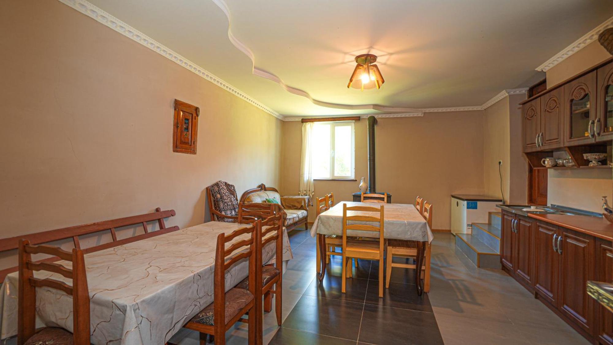 Givi Kakhiani'S Guesthouse Zhabeshi Εξωτερικό φωτογραφία
