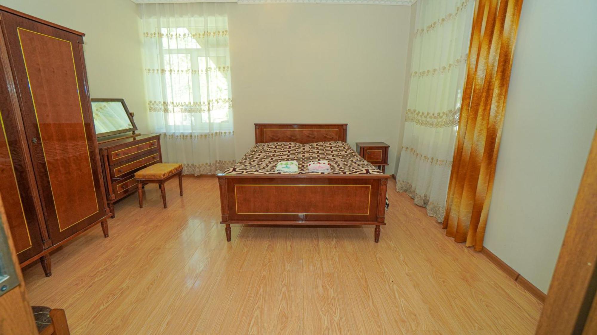 Givi Kakhiani'S Guesthouse Zhabeshi Εξωτερικό φωτογραφία