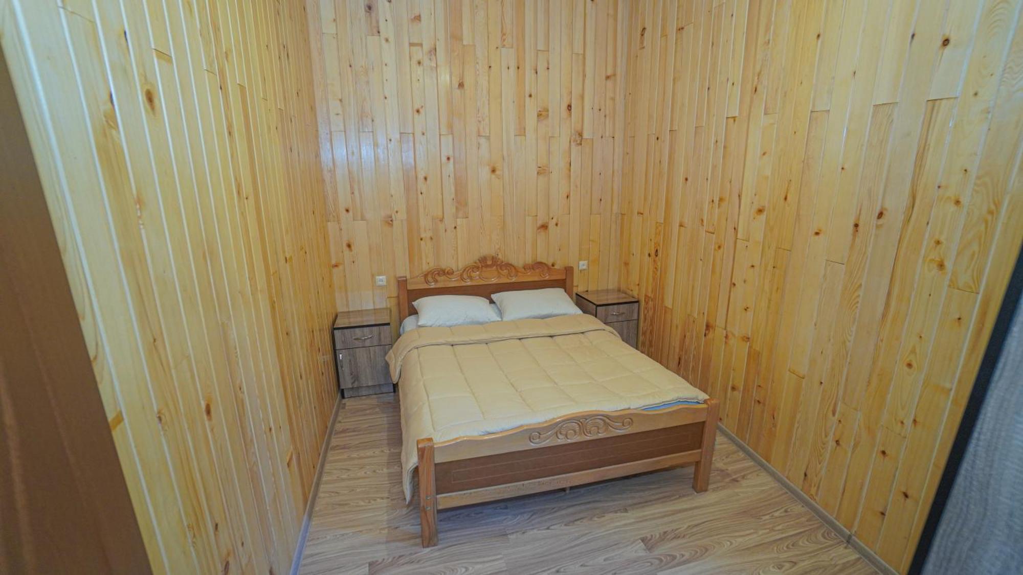 Givi Kakhiani'S Guesthouse Zhabeshi Εξωτερικό φωτογραφία