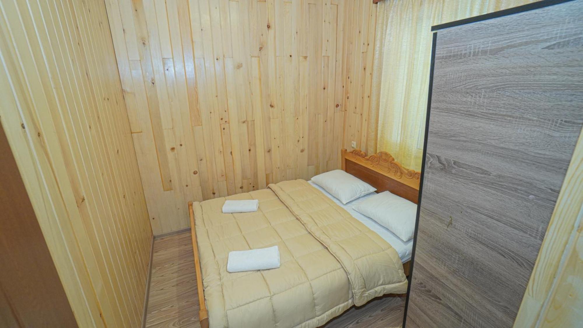 Givi Kakhiani'S Guesthouse Zhabeshi Εξωτερικό φωτογραφία