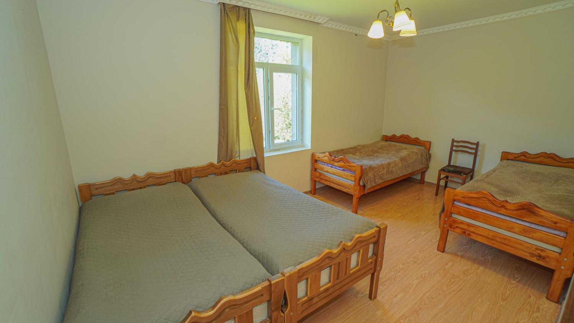 Givi Kakhiani'S Guesthouse Zhabeshi Εξωτερικό φωτογραφία